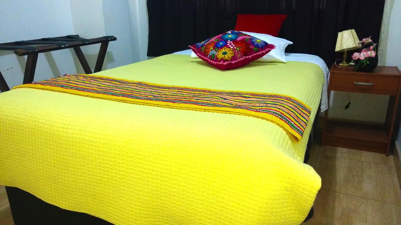Hostal Mica Abancay Екстериор снимка