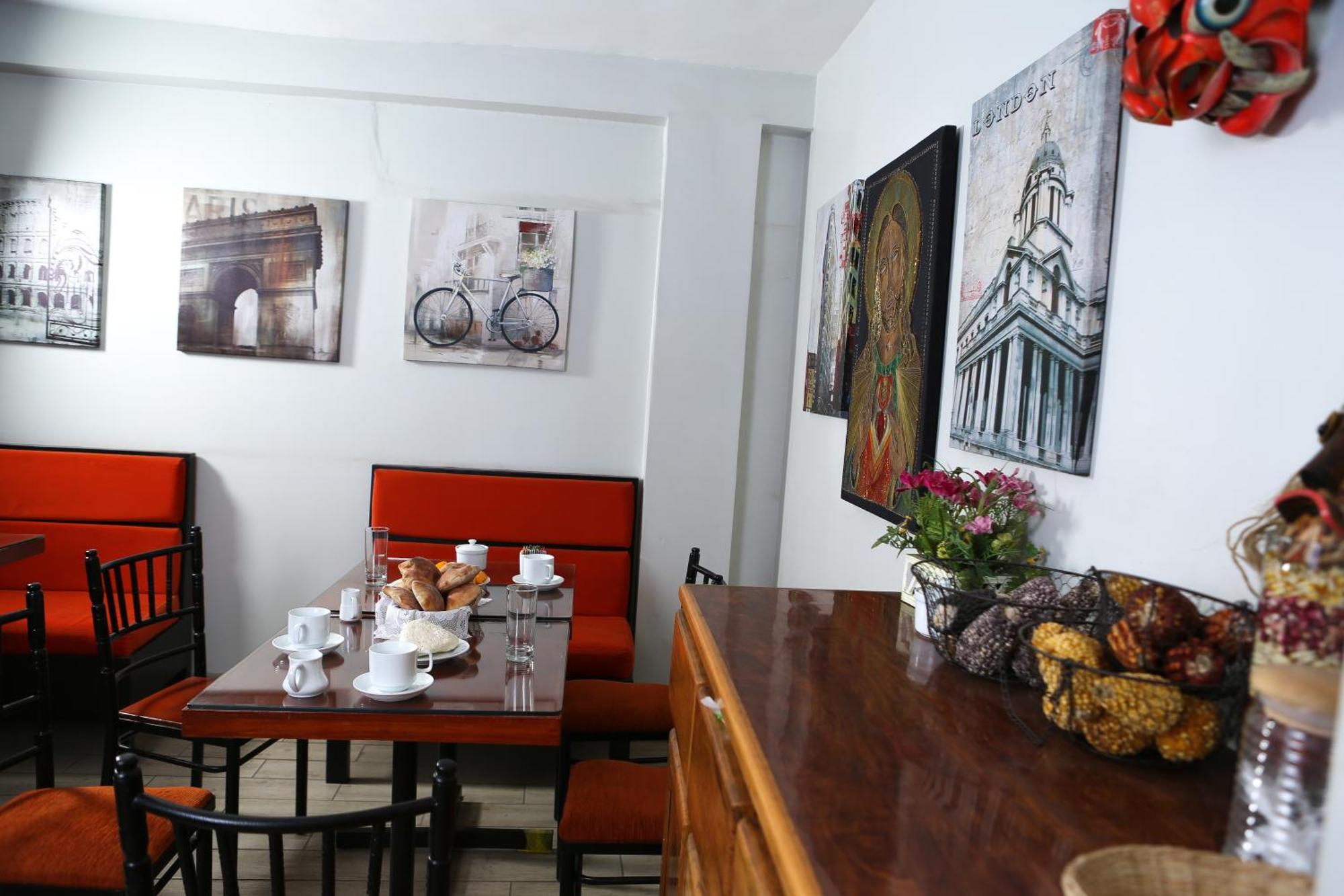 Hostal Mica Abancay Екстериор снимка